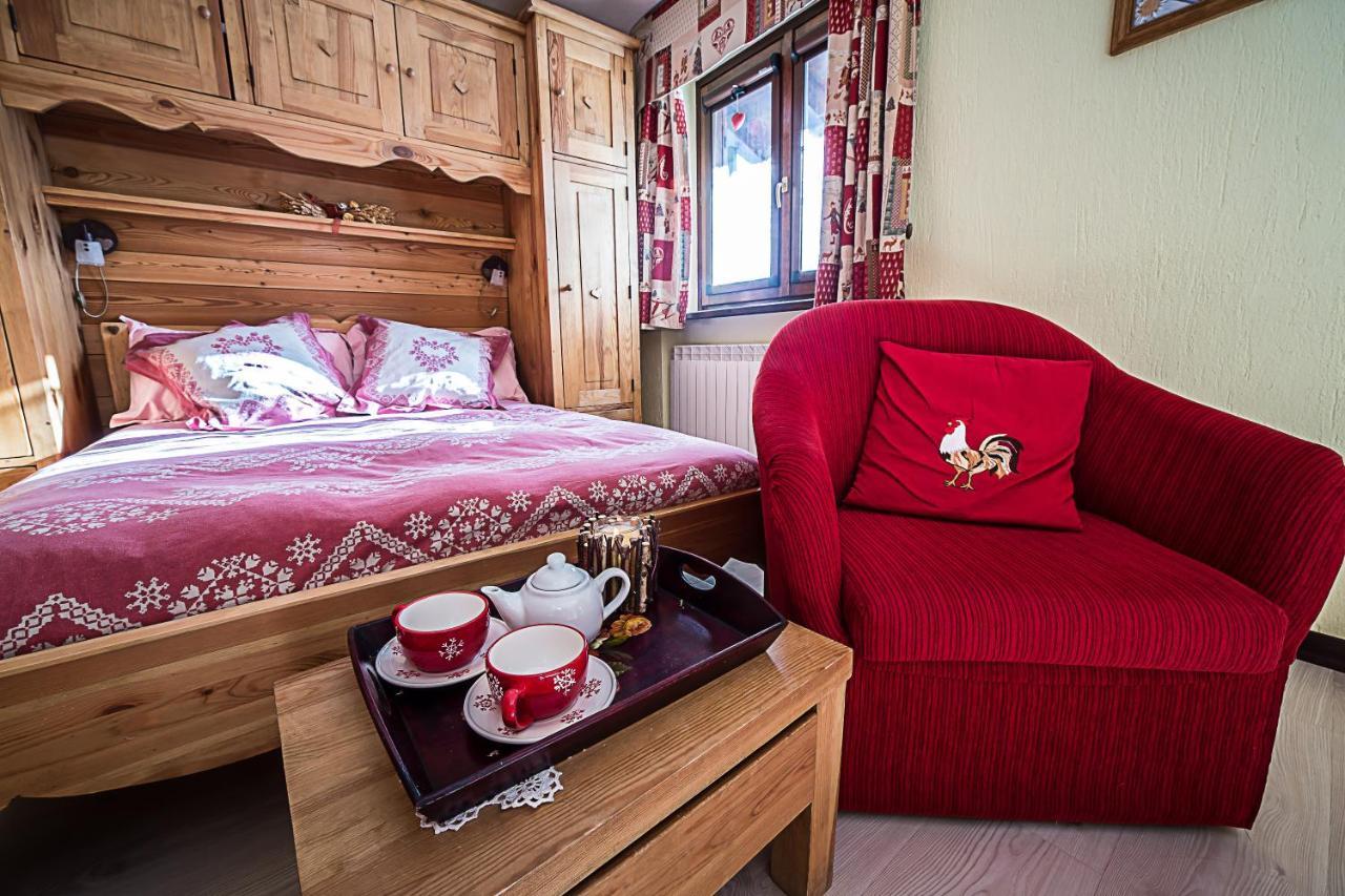 Le Thovex Bed & Breakfast ลาตุยเล ภายนอก รูปภาพ