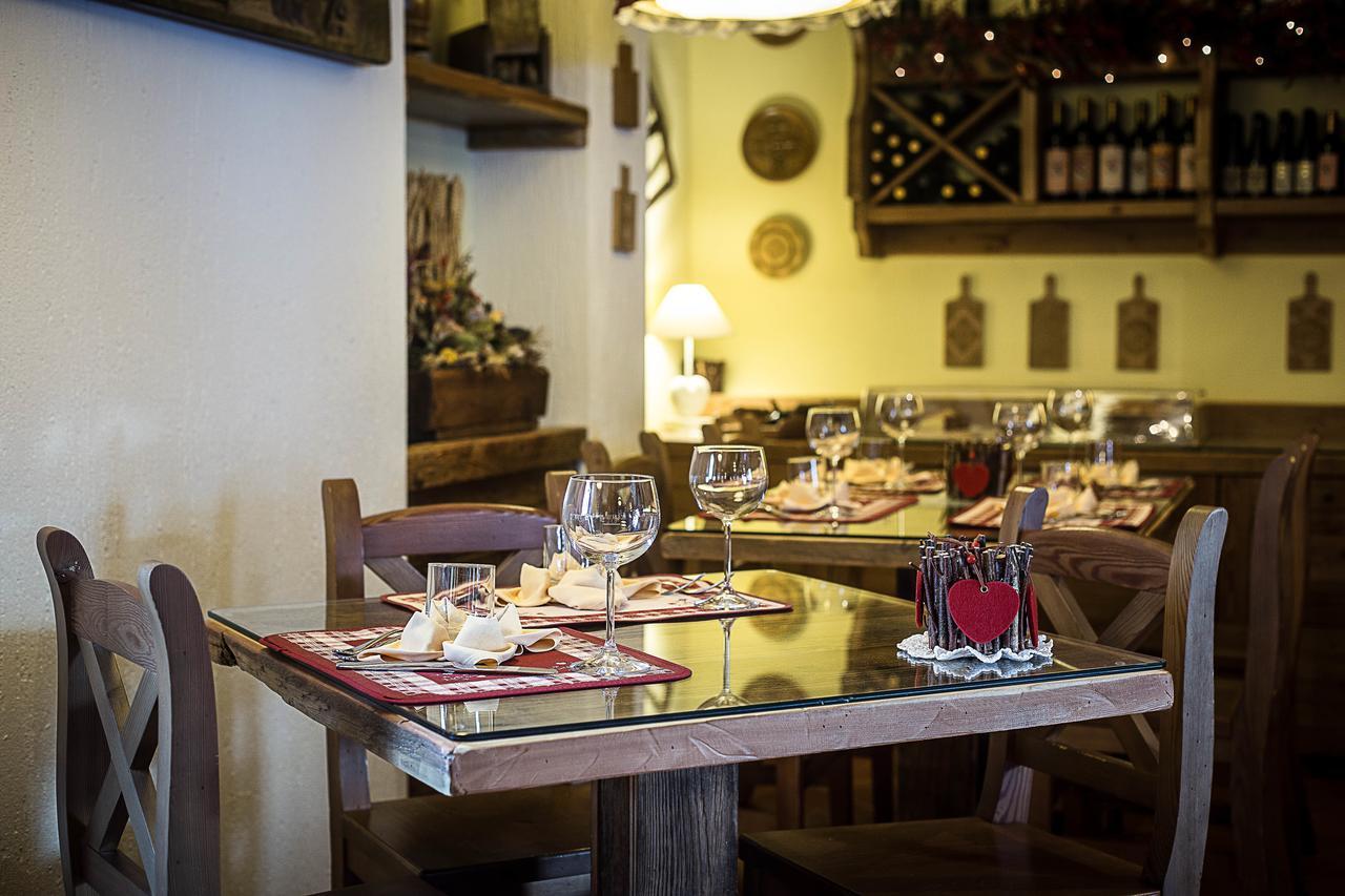 Le Thovex Bed & Breakfast ลาตุยเล ภายนอก รูปภาพ