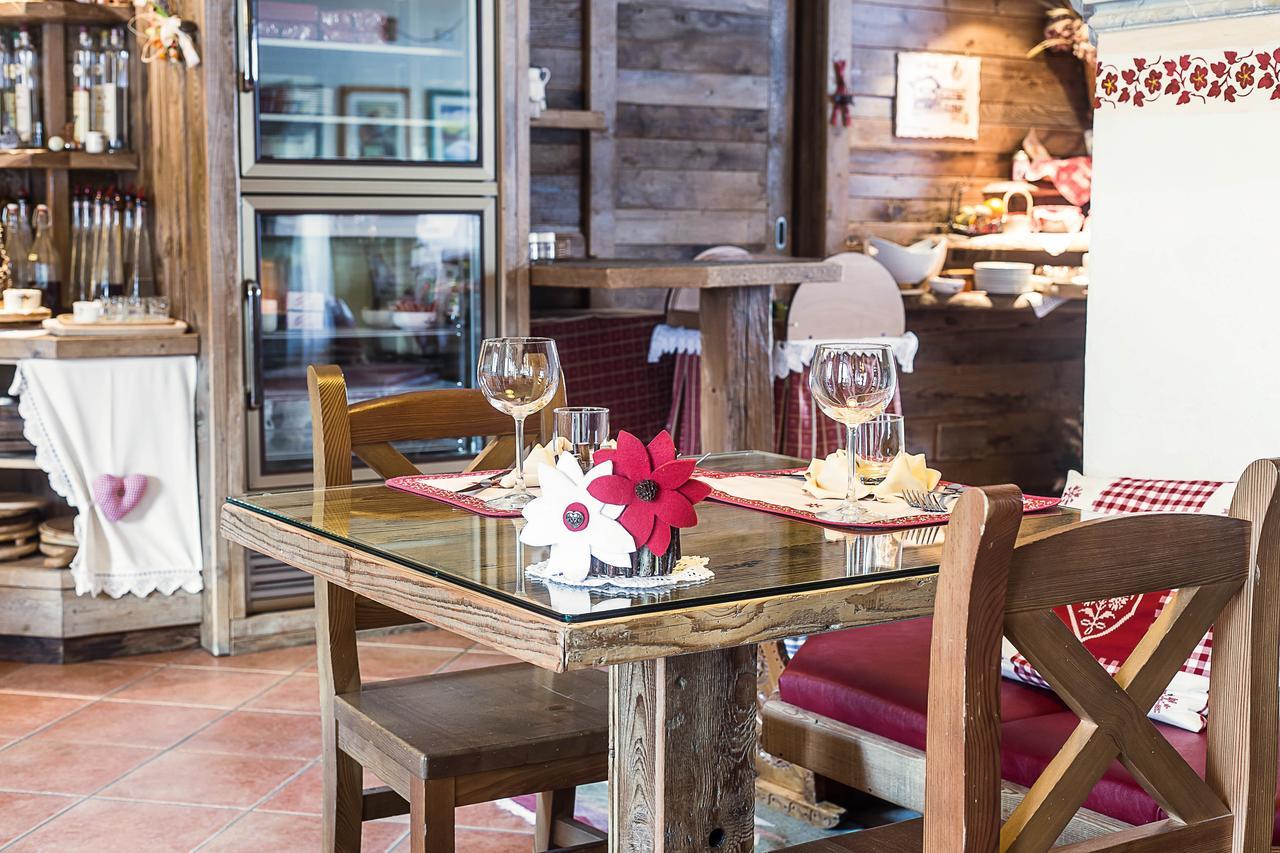 Le Thovex Bed & Breakfast ลาตุยเล ภายนอก รูปภาพ