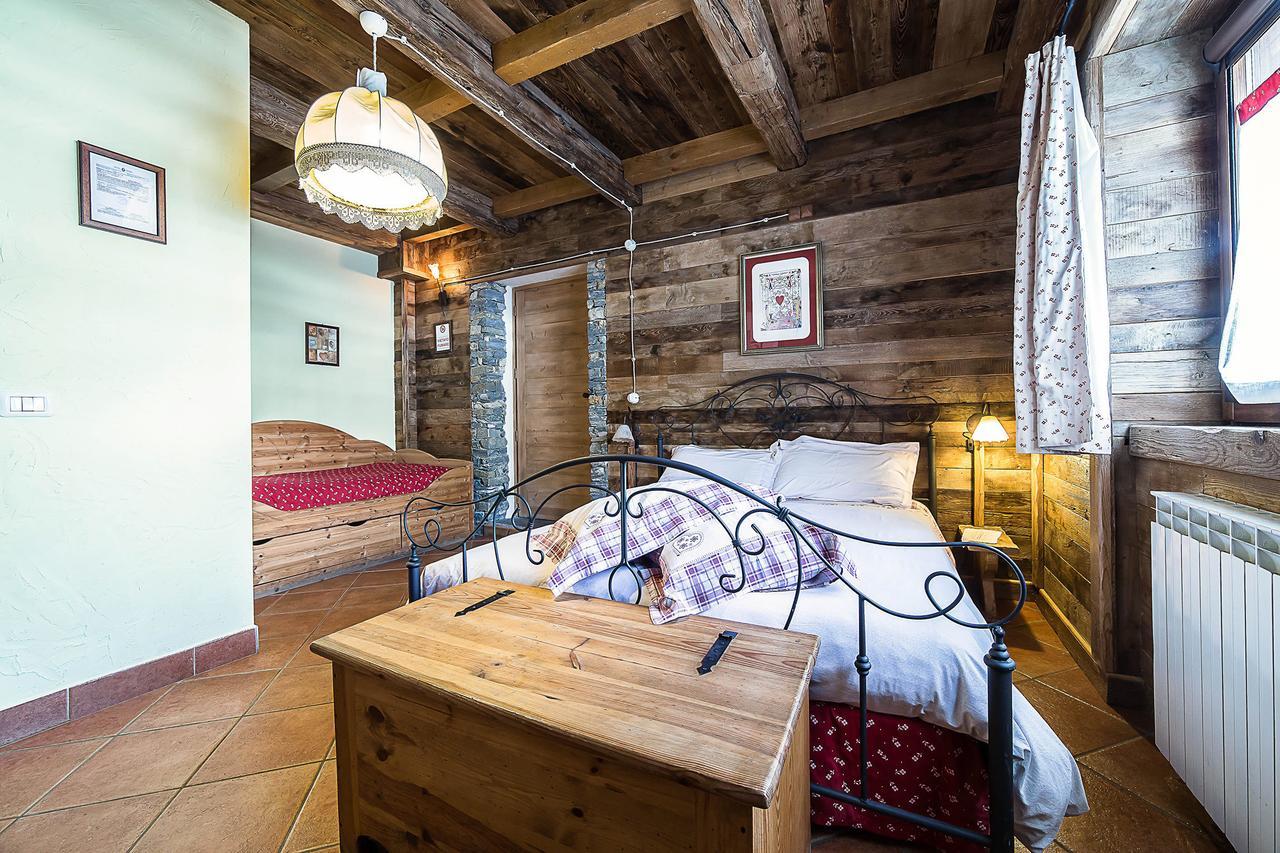 Le Thovex Bed & Breakfast ลาตุยเล ภายนอก รูปภาพ